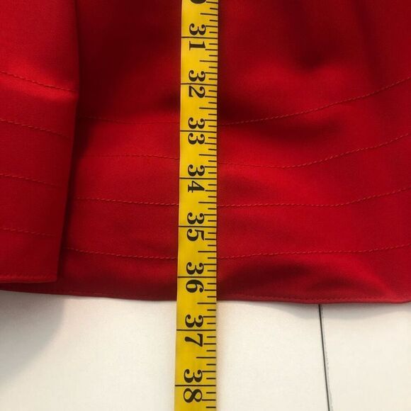 Mac Duggal Red Sleeveless Dress - Picture 14 of 14